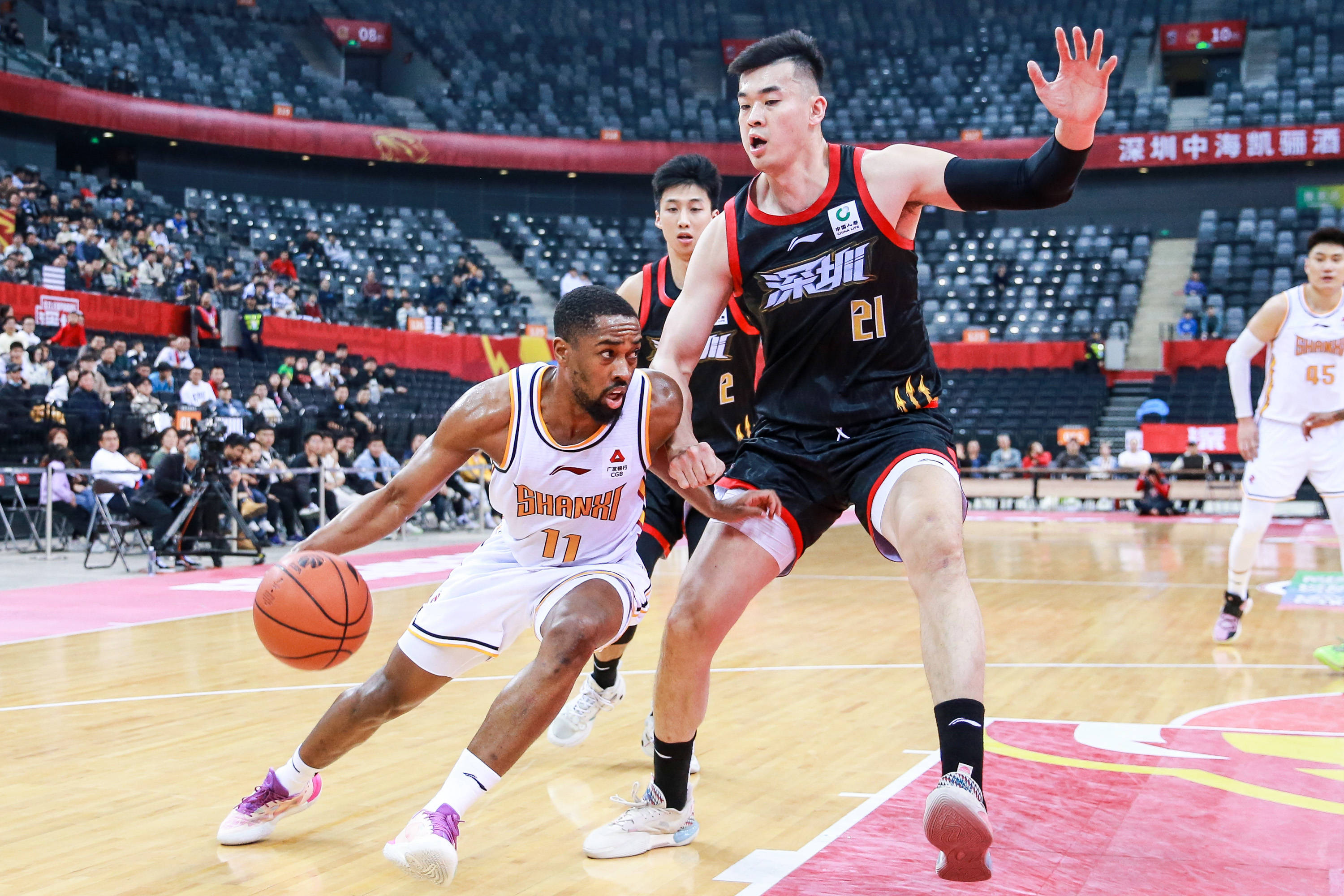 名的明显变 名的明显变