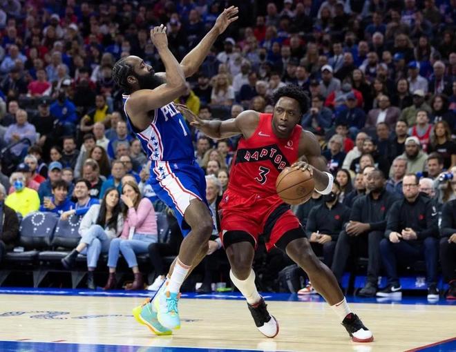 他频繁在肋 他频繁在肋